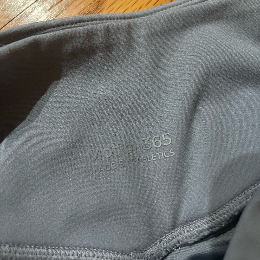 Light blue fabletics leggings